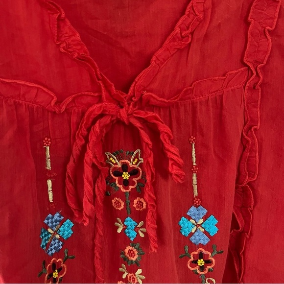 Sundance Red Floral Embroidered Tunic Top Small Oversized Short Sleeve Boho - Picture 7 of 9